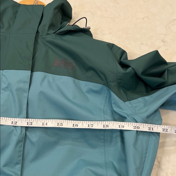 REI Peak 2.5L Rain Jacket Green Teal Hooded Waterproof Shell Size L - Picture 8 of 13